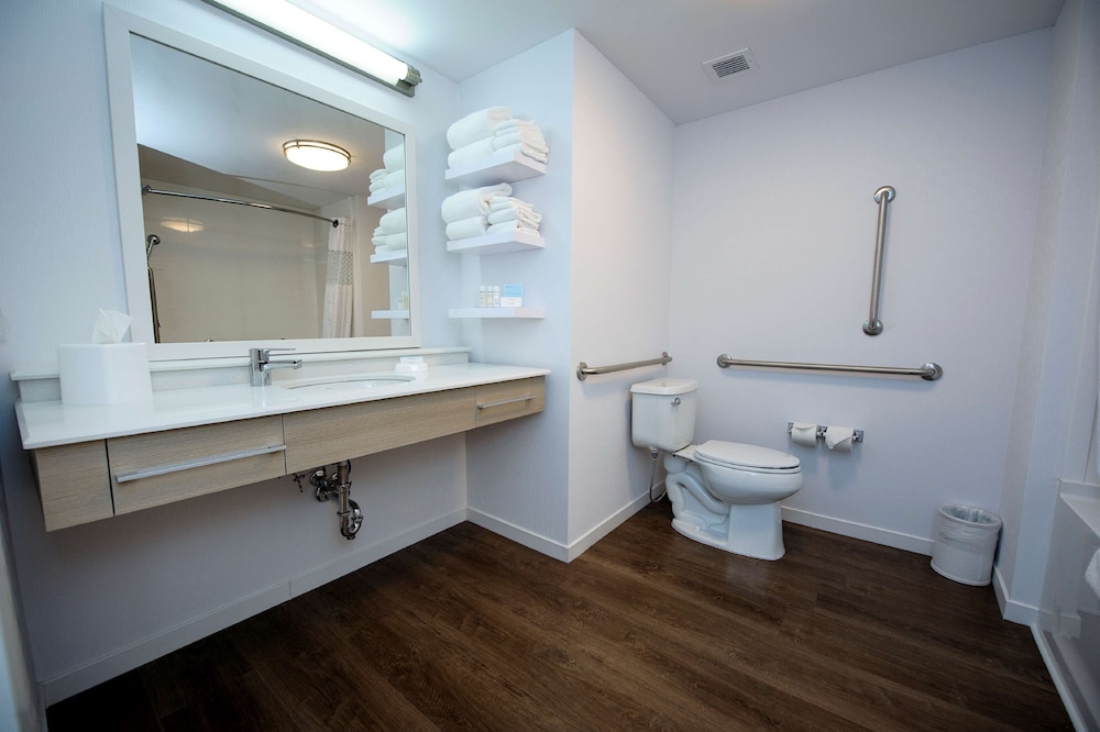 Hampton Inn & Suites by Hilton Truro, Billede 8