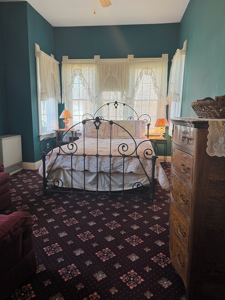 Room, 1 Queen Bed, Accessible, Private Bathroom photo 1