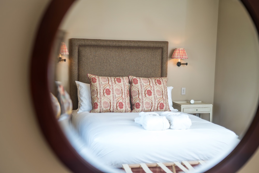 Luxury Cottage, Ensuite, Garden View (6 Bedroom House), photo 6