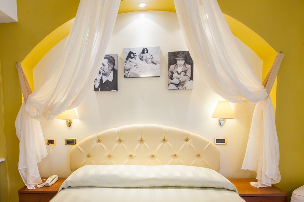 Deluxe Studio Suite photo 1