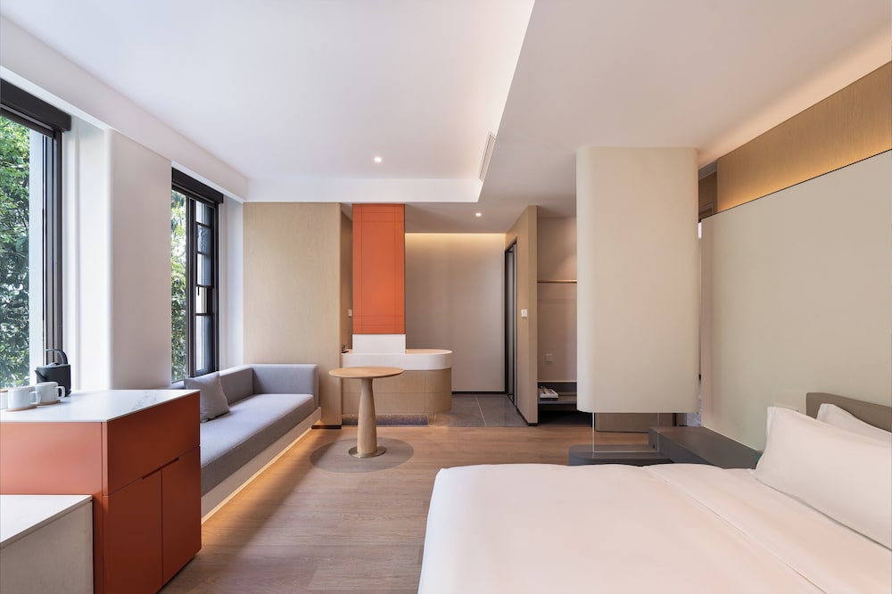 Elite Double Room, Hill View photo 1