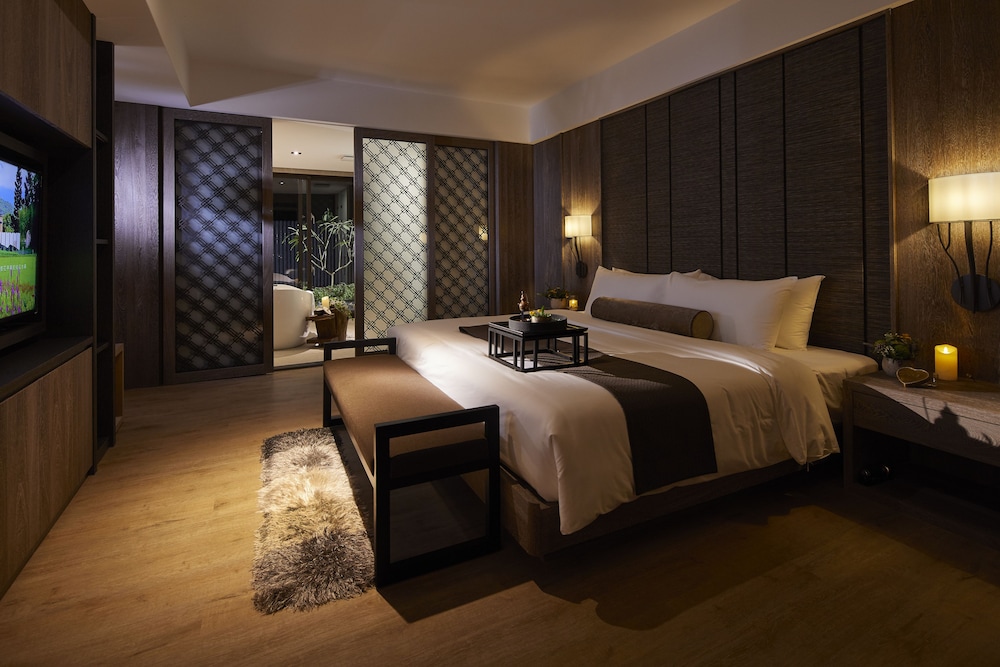 Rose Geranium Luxury Suite photo 1