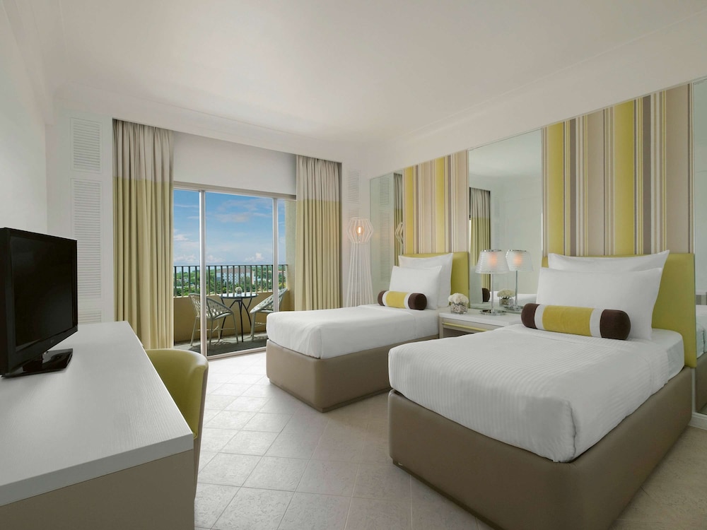 Deluxe Twin Room, Sea View - Photo 1