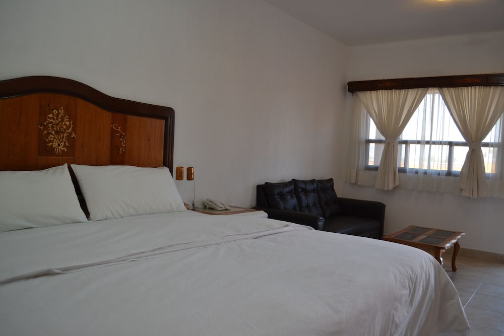 Standard Room photo 3