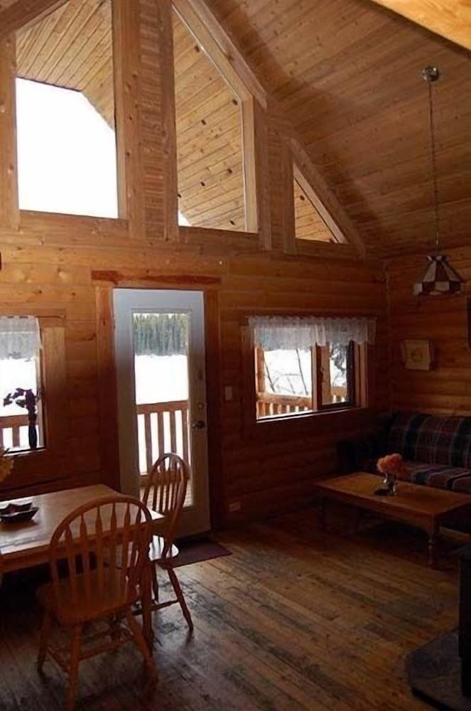 Cabin 15, 2 Bedrooms
