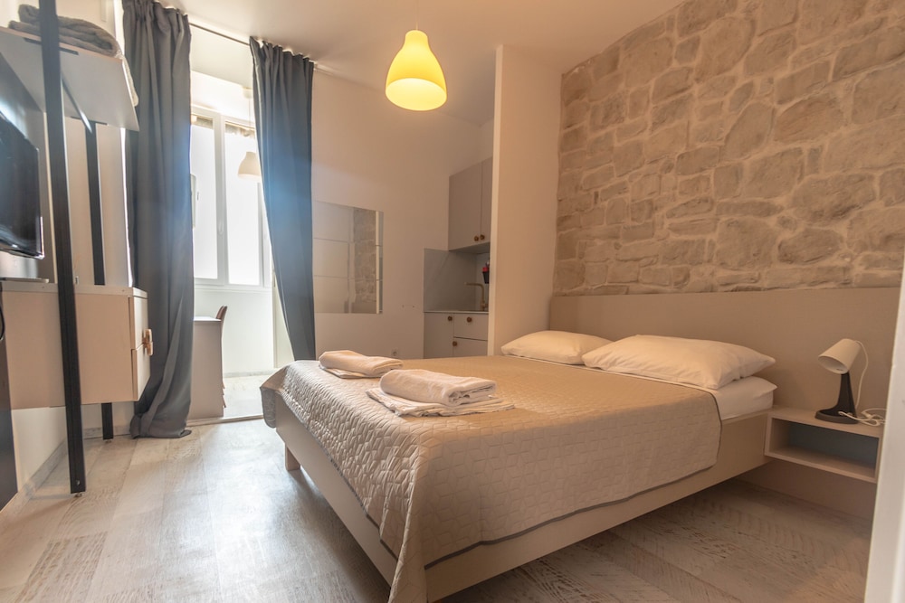 City Studio Suite
