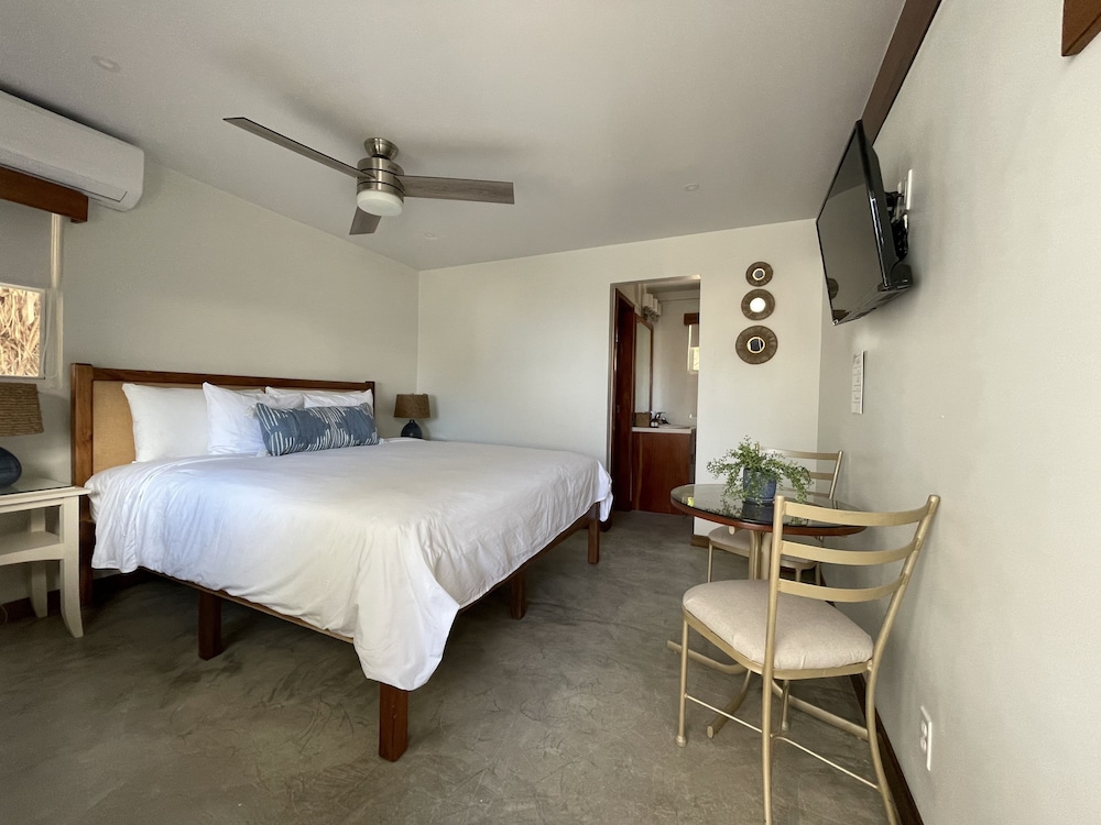 Ocean View Pool Deck Room photo 1