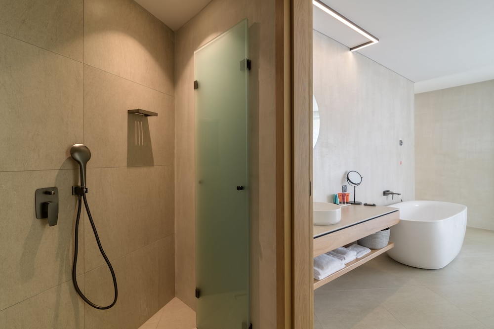 Premium Corner Studio, Sea View - Photo 3