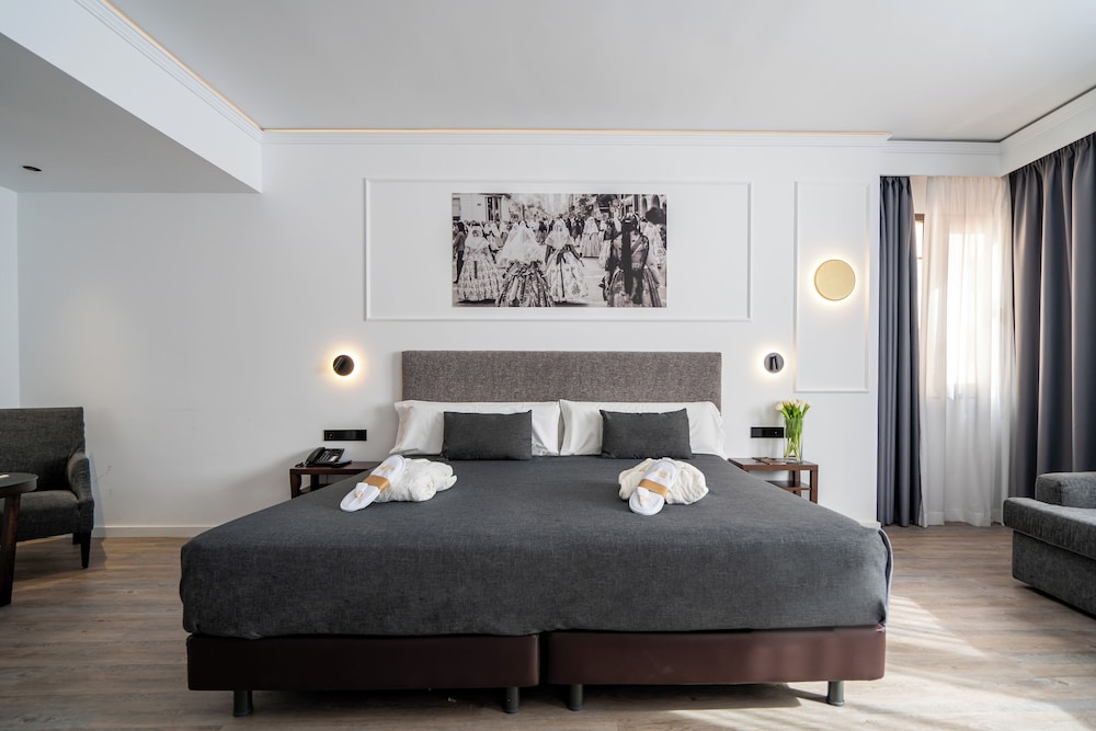 Junior Room
