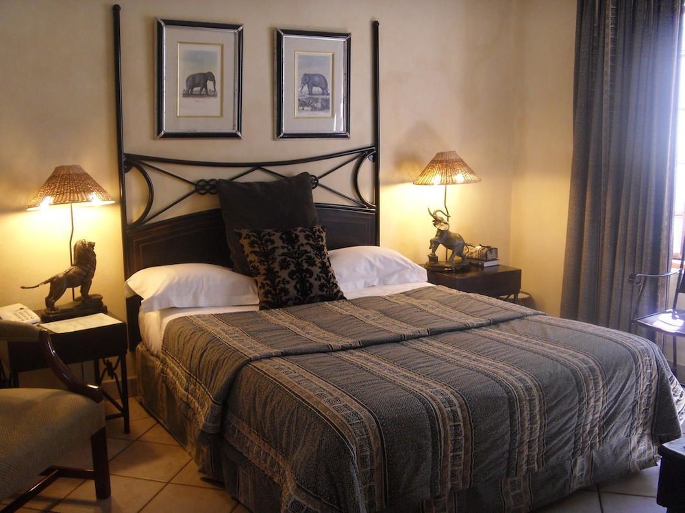 Self-catering One Bedroom Unit photo 2