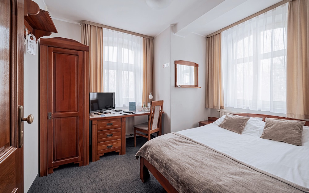 Standard Single Room (100min spa access)