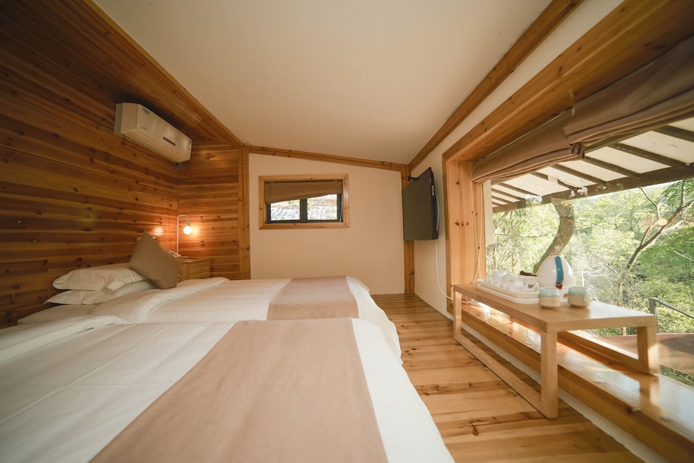 Elite Double Room Single Use photo 1