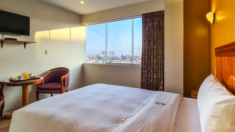 Executive Room