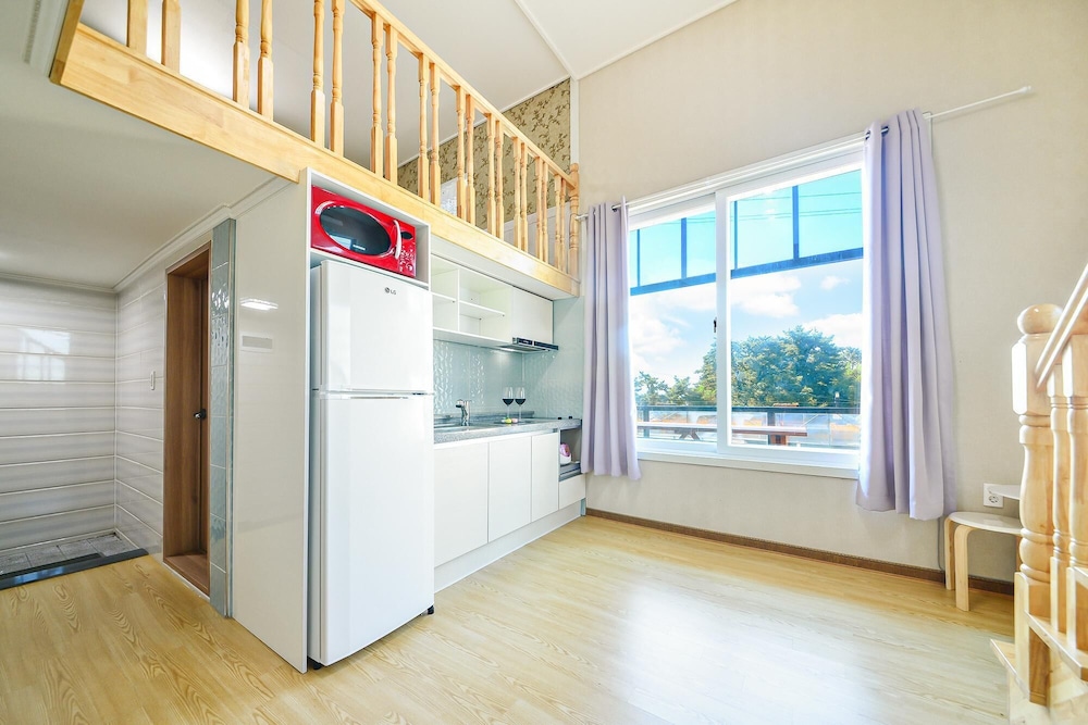 Basic Room, 1 Bedroom (101) photo 3