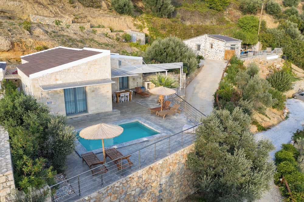 Villa, 2 Bedrooms, Private Pool, Sea View photo 1