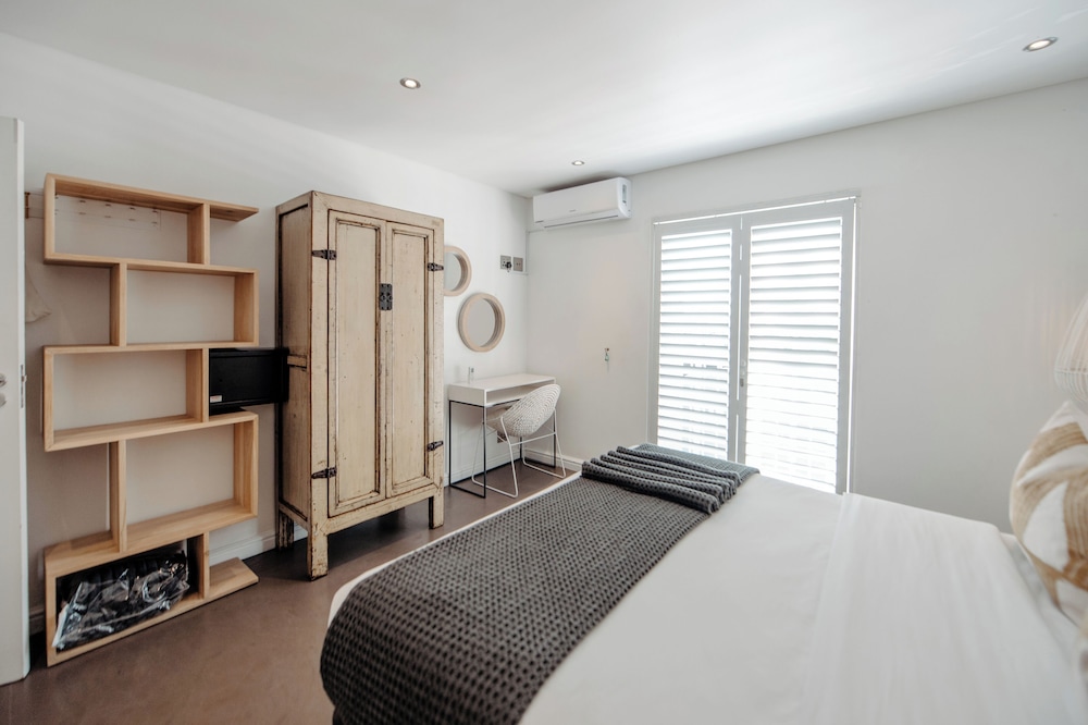 Serviced Apartment - 15 Loader photo 1