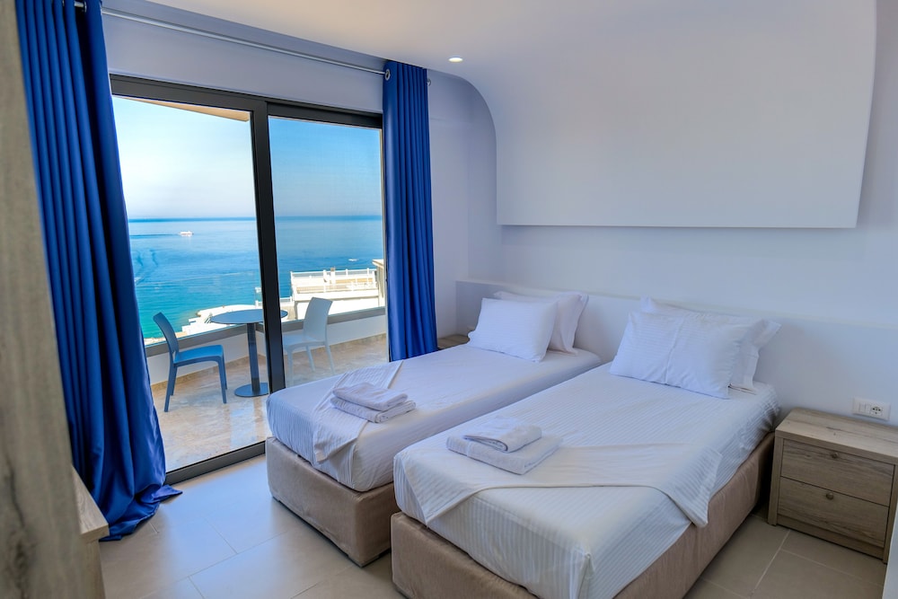 Double or Twin Room, Sea View