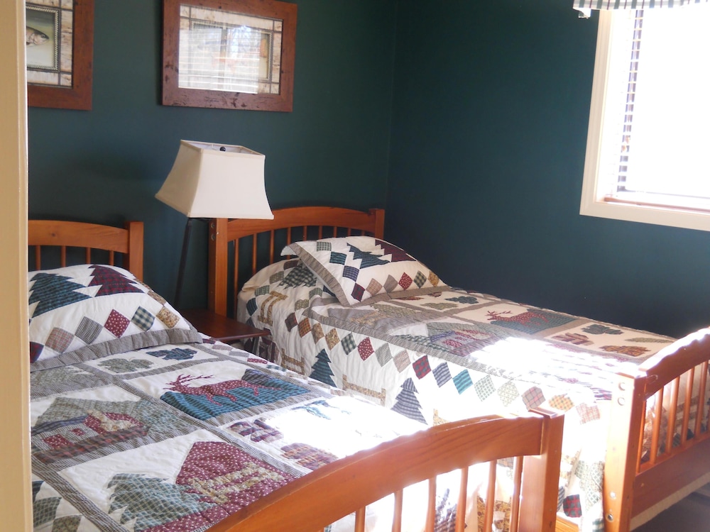 Condo, Multiple Beds (631)