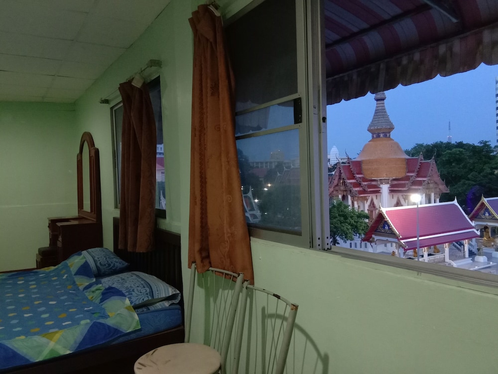 Deluxe Double Room (Include Breakfast) photo 3