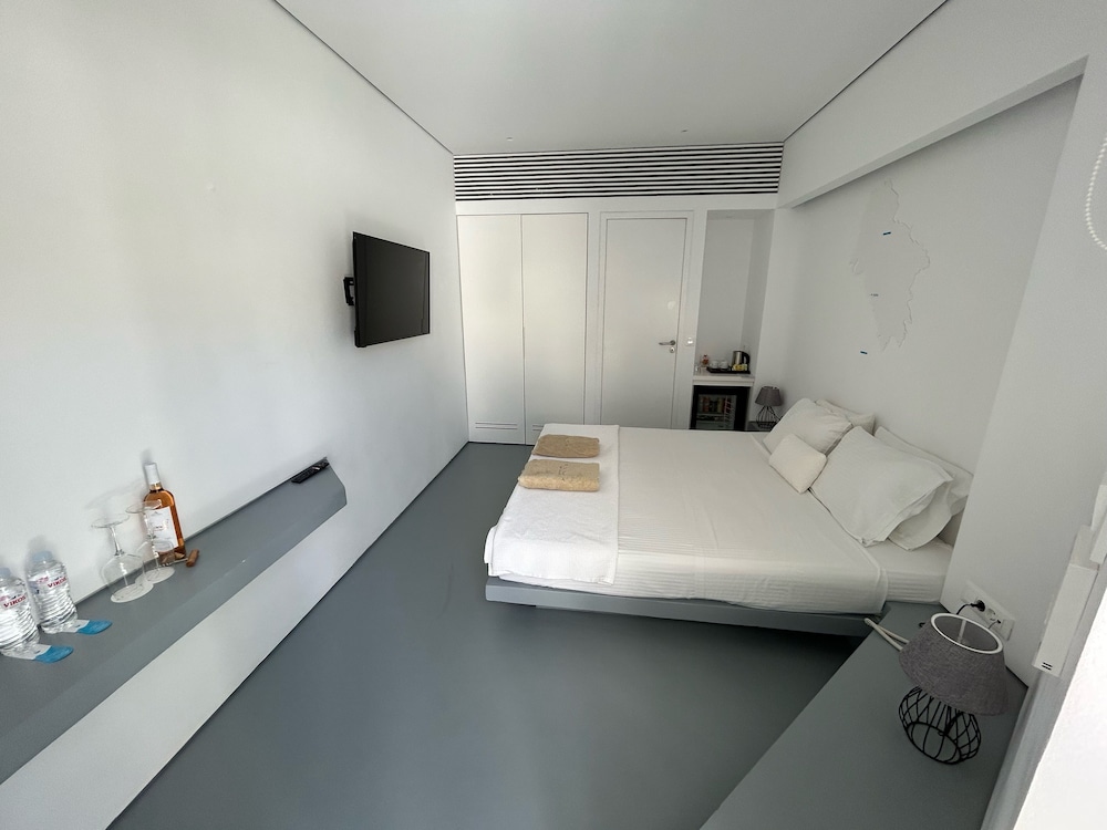 Standard Double Room photo 2