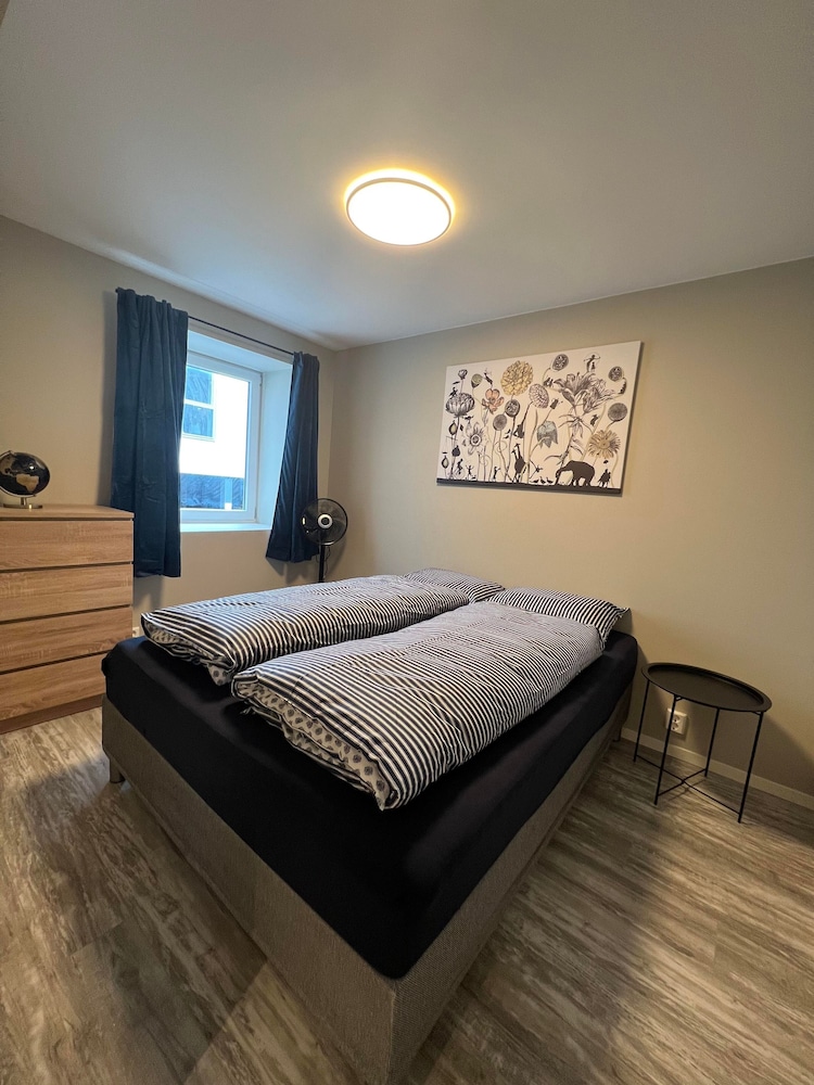 Apartment photo 2
