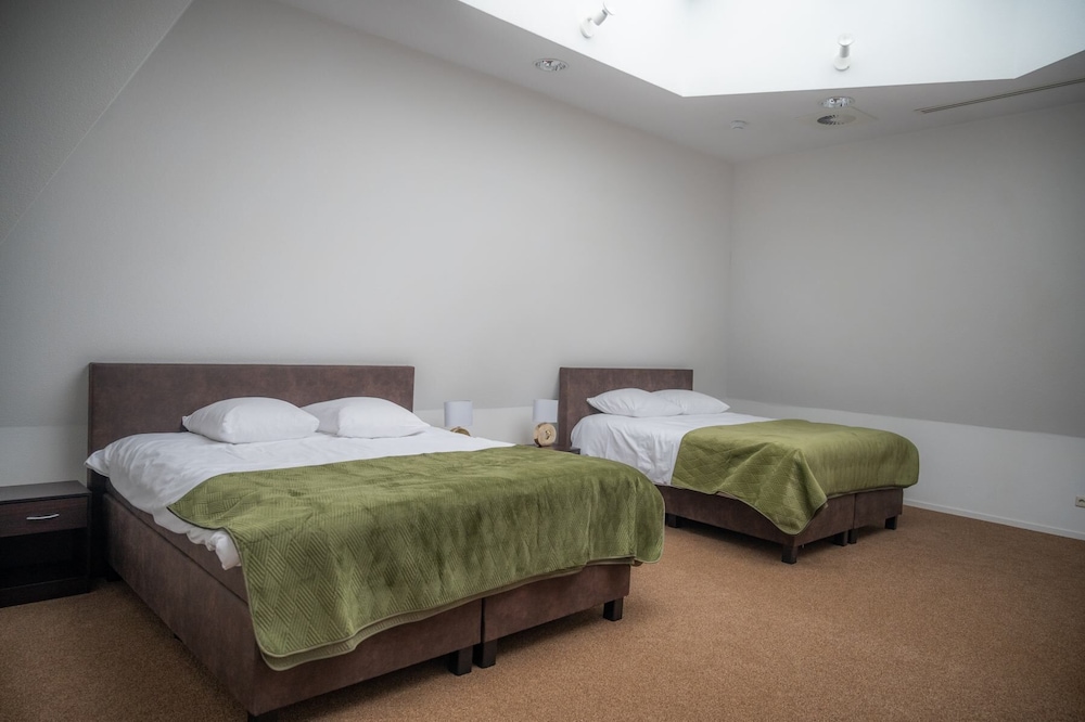 Exclusive Quadruple Room, 2 Queen Beds, Non Smoking photo 1