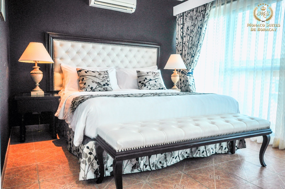 Two Bedroom Grand Monaco, Ocean View photo 3