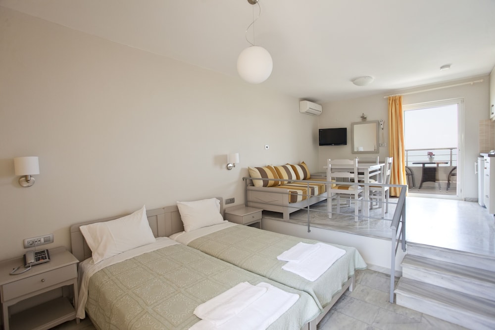 Superior Studio, Sea View (Split Level)