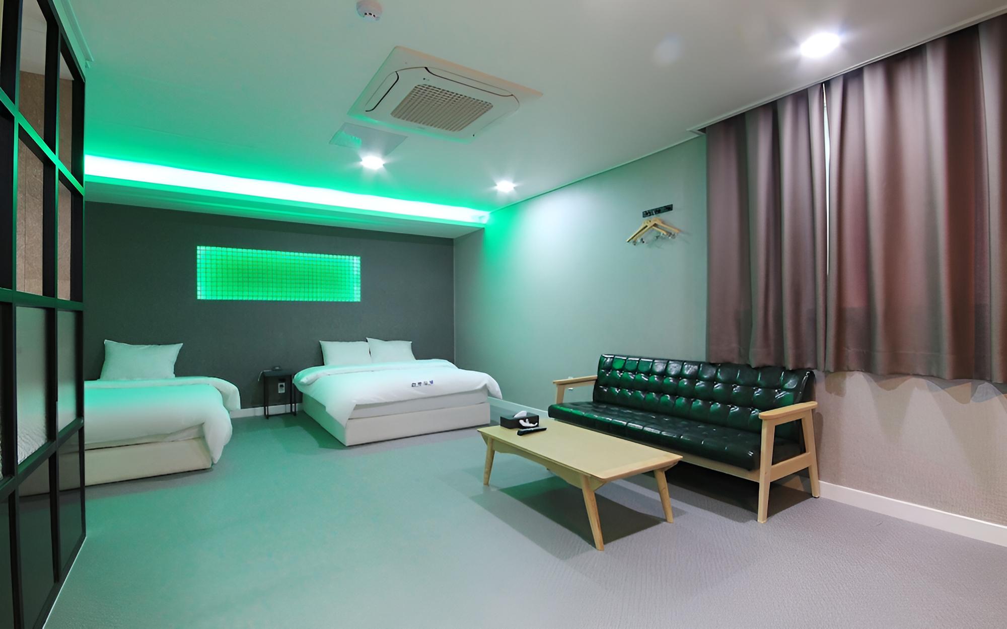 Room (Special Room) - Photo 14
