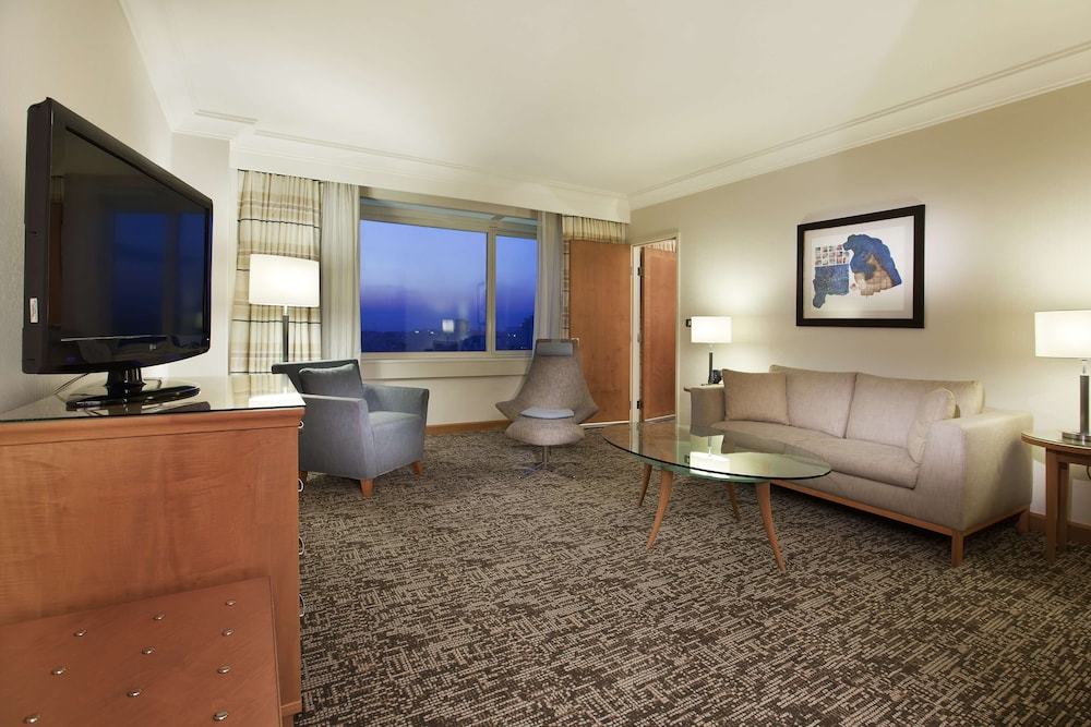 Suite, 1 Bedroom, Club Lounge Access, River View - Photo 6