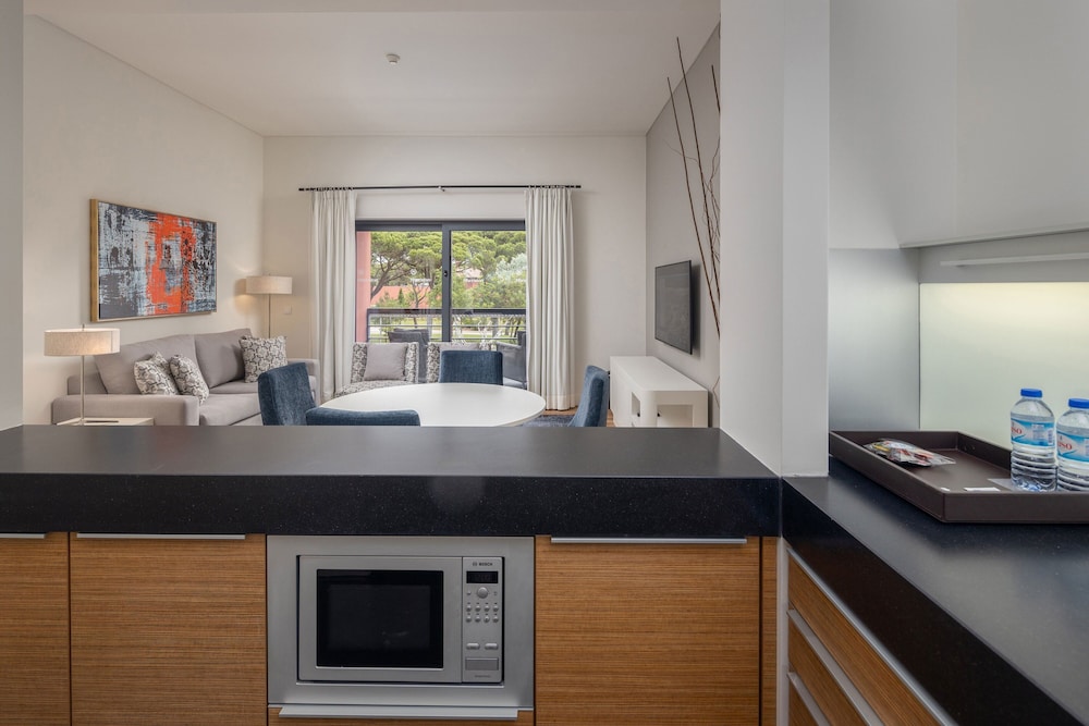 Premium Suite, 1 Bedroom thumbnail 6