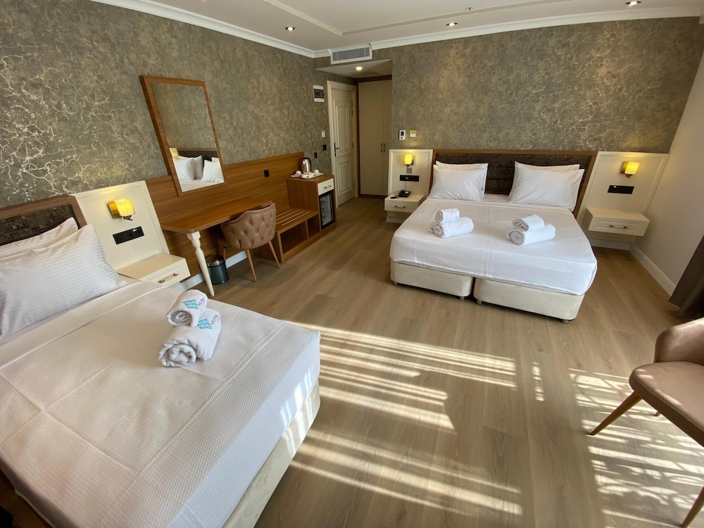 Family Quadruple Room
