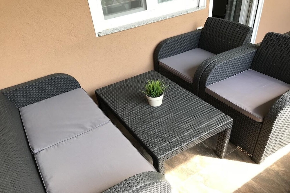 Apartment (Mar - With Pool - R7(2)) photo 2