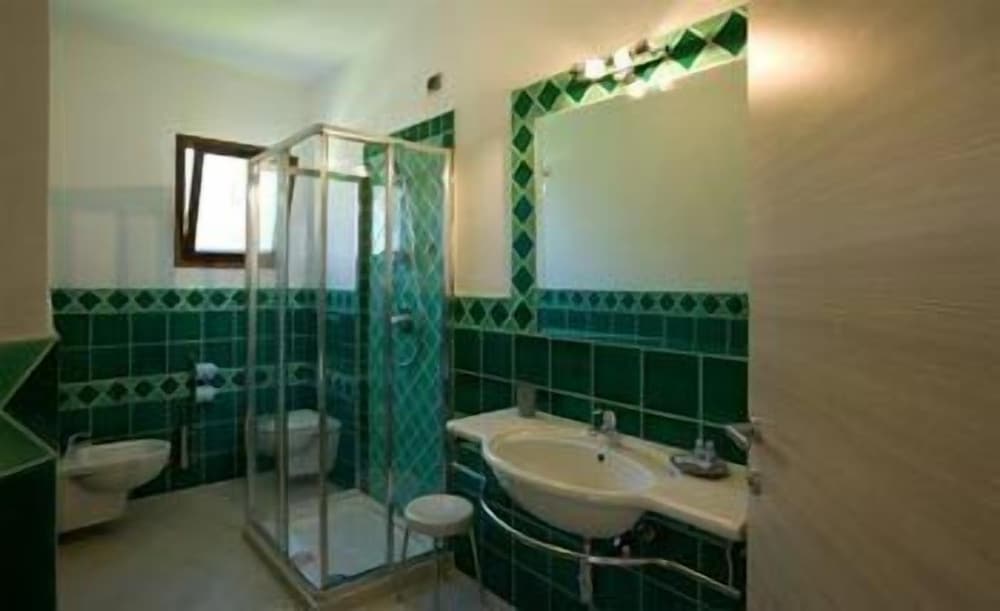 Classic Triple Room - Photo 3