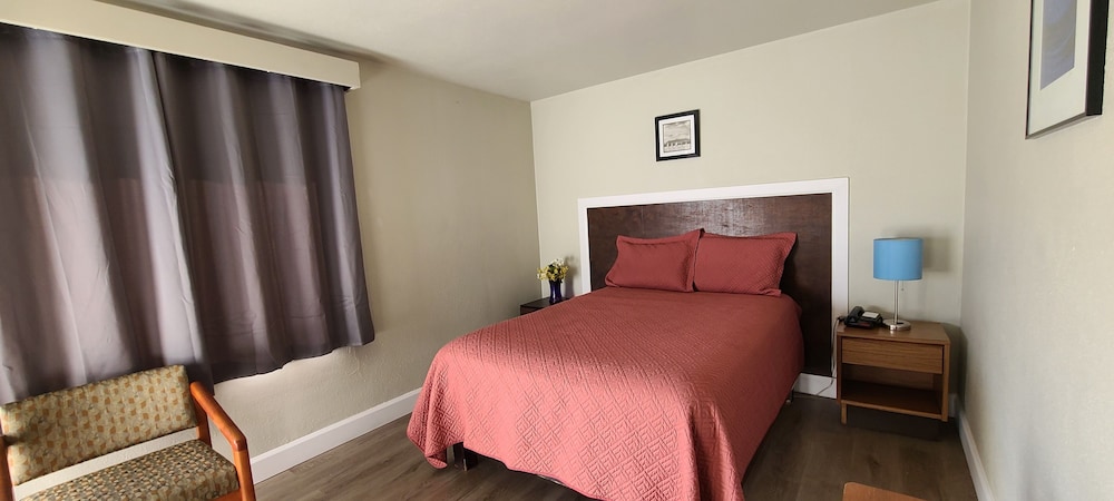 Standard Room photo 3