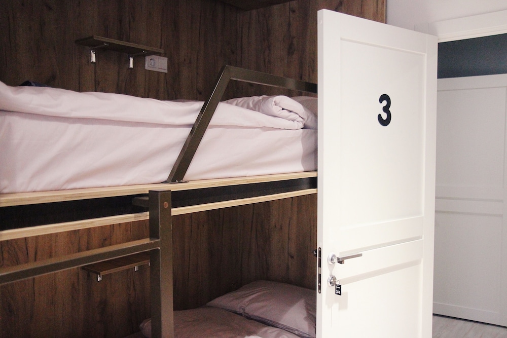 Bed in 4-Beds Female Dormitory Room photo 2