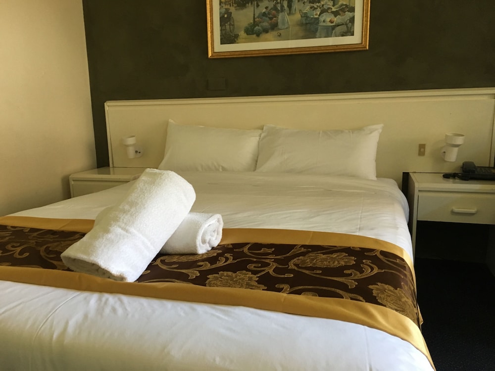 Lake View Room - Photo 2