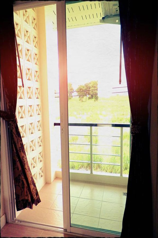 Deluxe Twin Room photo 2
