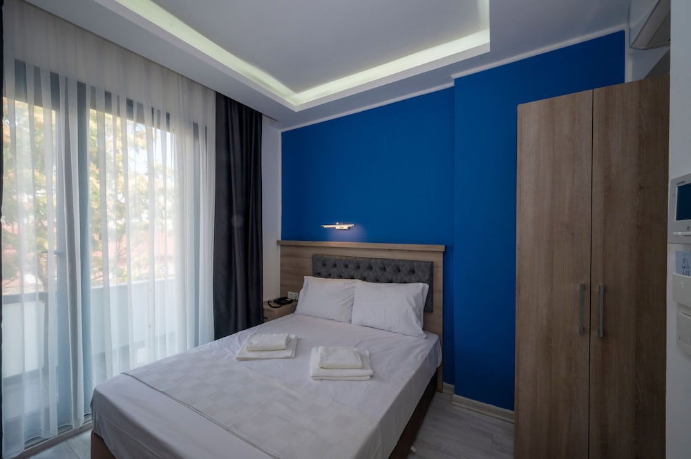 Basic Double Room photo 3