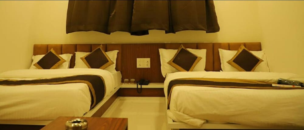 Deluxe Double Room photo 3