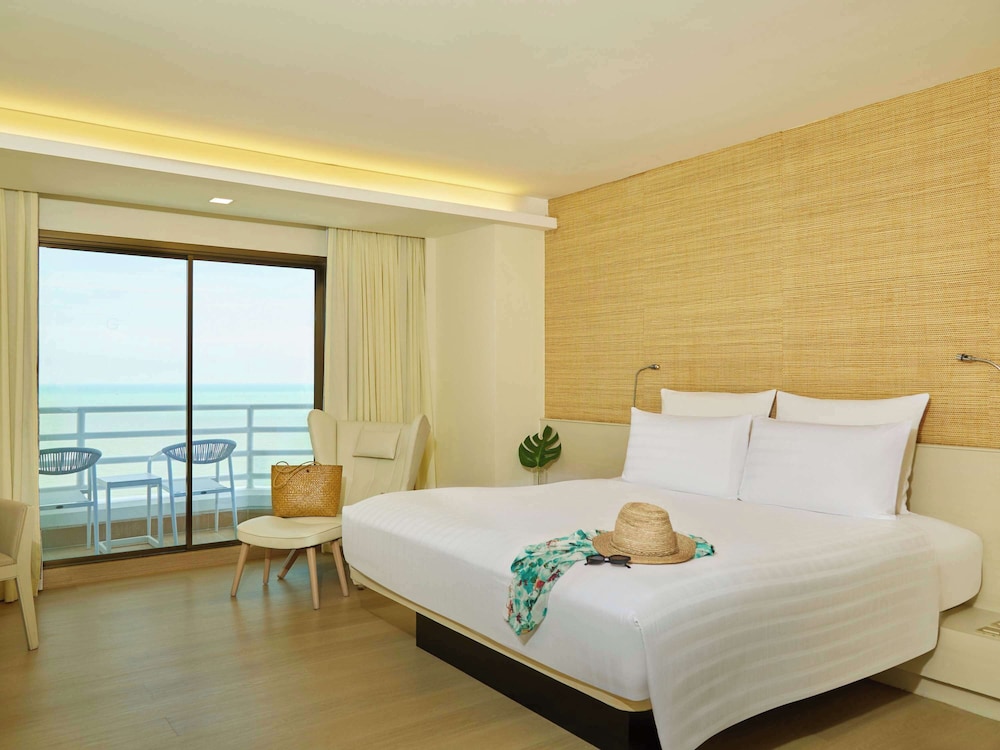 Executive Room, 2 Twin Beds, Club Lounge Access, Sea View