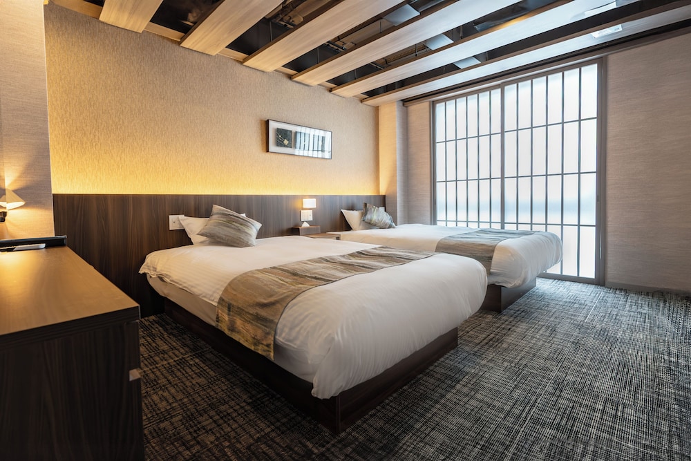 Standard Twin Room - Photo 4