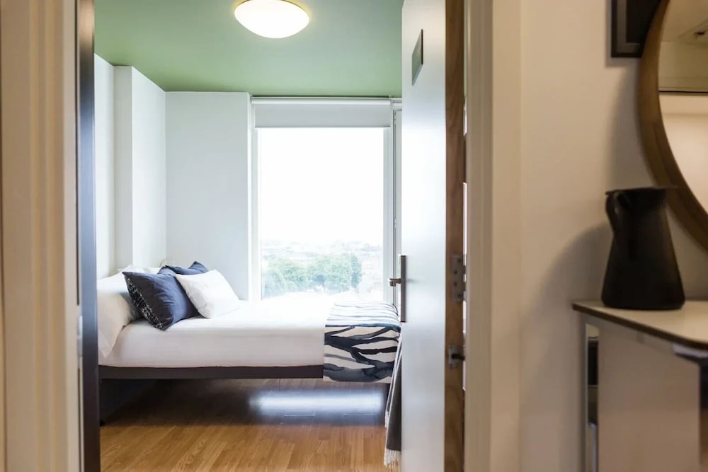 Apartment, 2 Bedrooms, Non Smoking photo 2