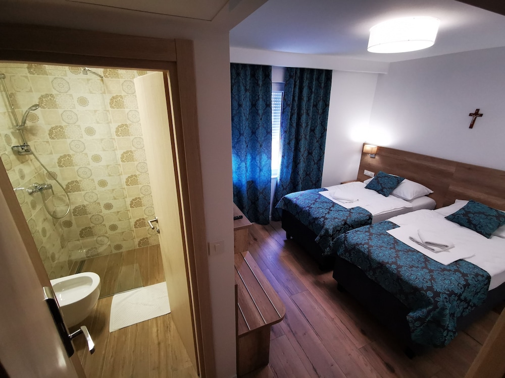 Deluxe Room photo 1