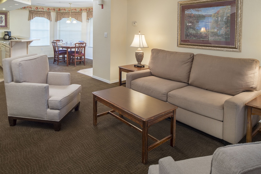 Condo, 2 Bedrooms, Non Smoking - Photo 1
