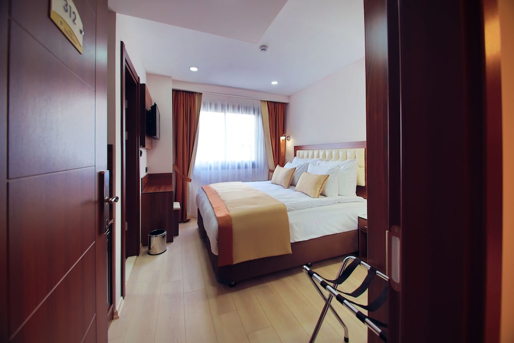 Standard Room photo 3