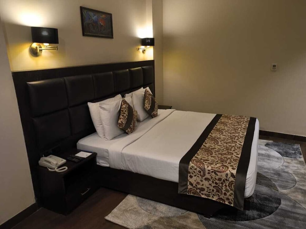 Executive Room, 1 Bedroom - Photo 7