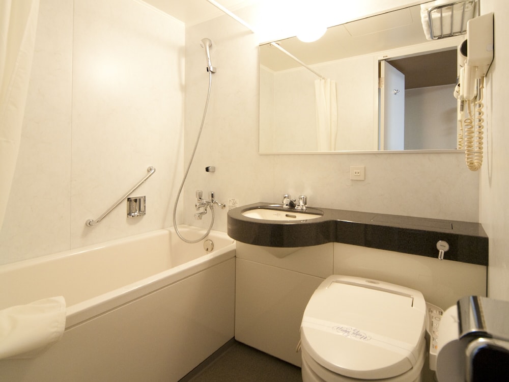 Standard Twin Room, Non Smoking - Photo 5