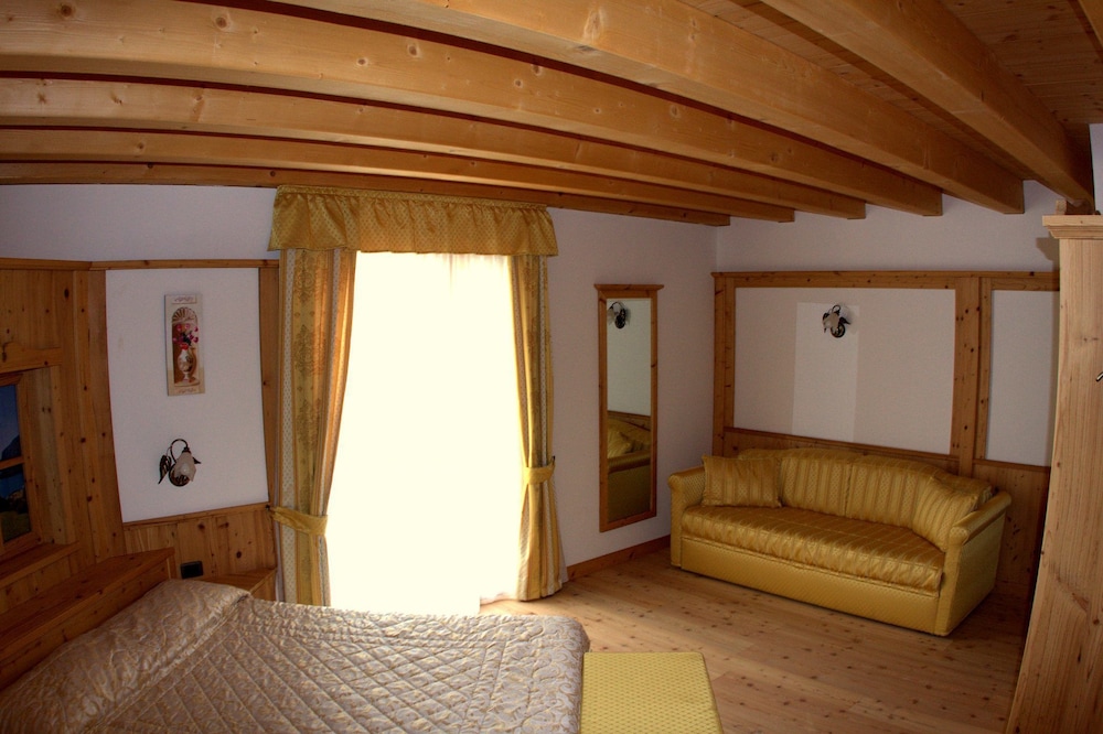 Triple Room, Terrace photo 1