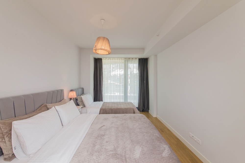 Family Apartment, 1 Bedroom photo 2